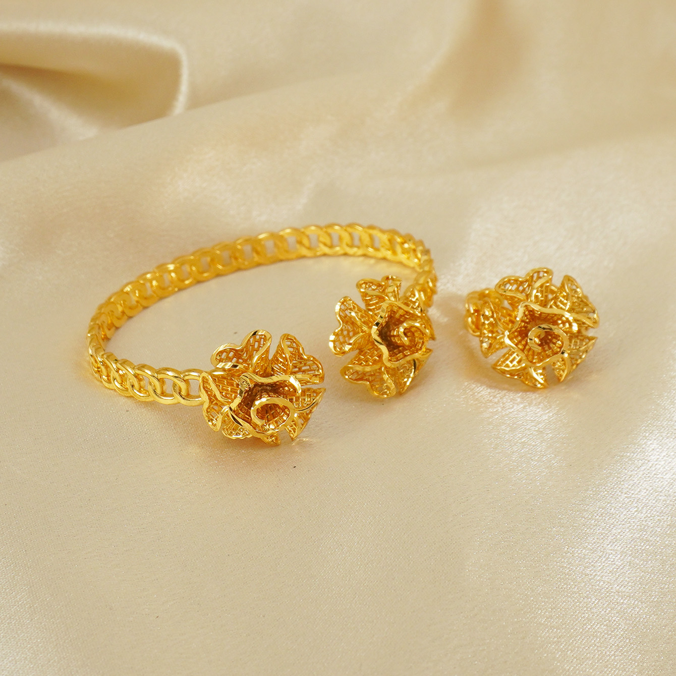 Best Jewelry Watches Women - Best selling gold-plated copper bracelet, watch