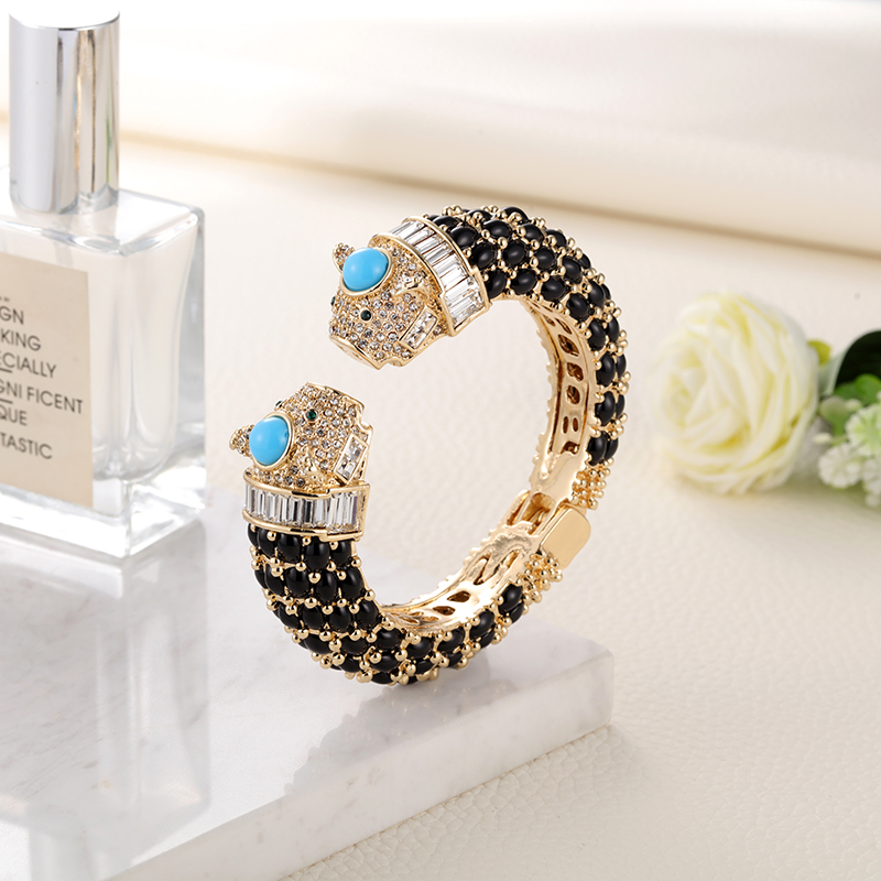 Sally's Paradise Animal Bracel - Paradise Jewelry & Watches Llc Miami 评论和价格