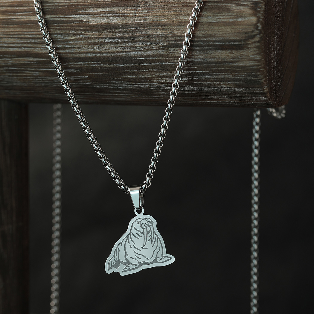 Kinitial Chubby Pacific Walrus - Pacific Jewelry & Watches Los Angeles 评论和价格